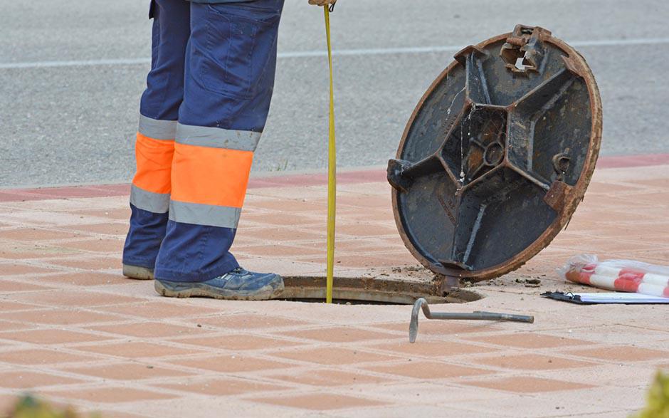 comment déboucher un lavabo Compiègne
